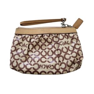 Authentic COACH Signature Brown Wristlet Small Purse with damage brown tan